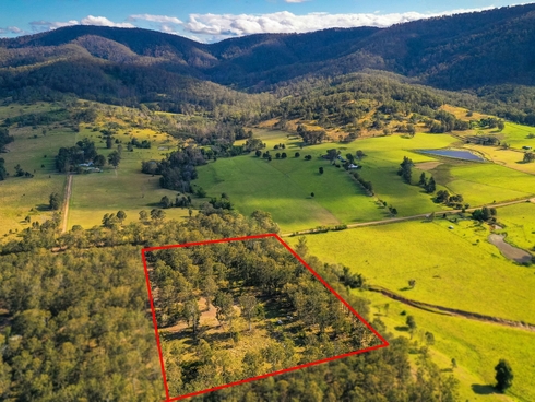 354 Careys Road Hillville, NSW 2430